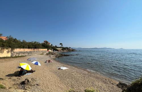 Studio 3 pers climatisé rénové, au calme, idéalement situé proche St Raphael-St Tropez, plage et commerces à pieds - Foto 31