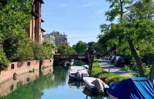 Villa Venice Movie - Photo 34