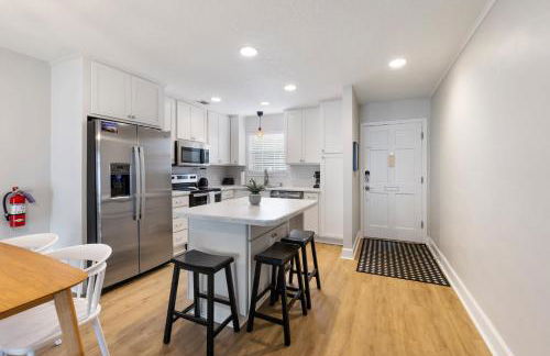 Island Suite - Walk to Downtown! - Foto 7