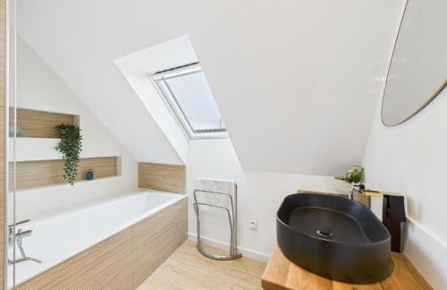 Villa Bel'Odet, appartements modernes au calme, terrasses pour les T2, grand jardin et parking gratuit, à 5 min des plages de Bénodet - Foto 34