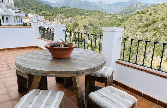 La Perla de Frigiliana Suites & Villa - Photo 35