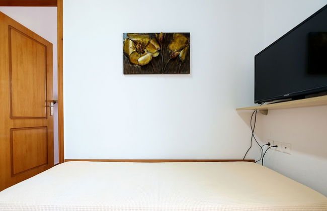 Chill & Relax Home with Pool near Beach - Foto 10