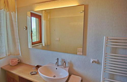 Cottage in Montelabbate With Pool, Garden, Bbq, Parking - Photo 58