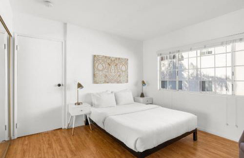 Modern Furnished 2 Bedroom in West LA - Foto 21