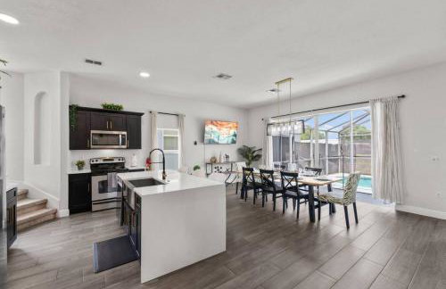 451 Davenport 5BR House with Heated Pool and Grill - Foto 13