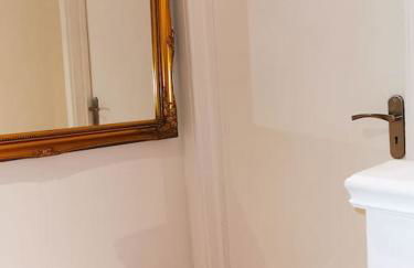 Riverview, Stylish Non Smoking Loft Ensuite 4 Rent - Photo 4