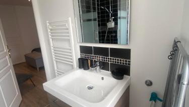 Il y a de l'amour dans l'air - studio lit king size - Foto 4