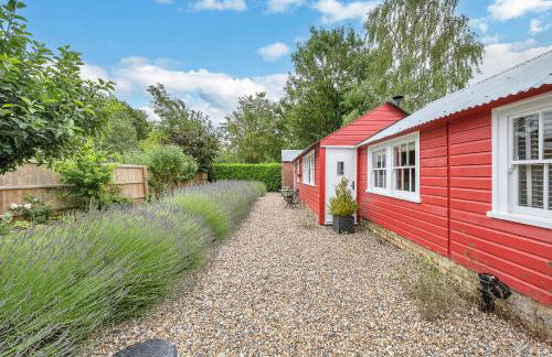 The Red Shed Entire home for 2 Private garden and parking 2 miles from Bury St Edmunds - Foto 22