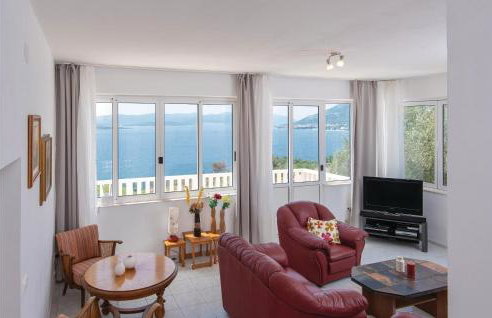 Stunning Home In Orebic With Wifi - Photo 2