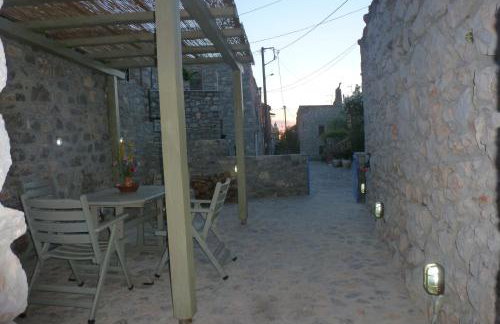 To Petradi - Photo 9