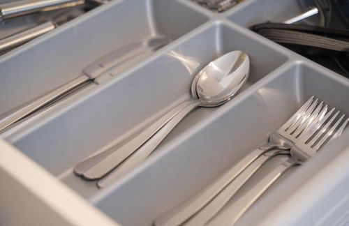 Kingsize Bett, Balkon, Arbeitsplatz, Netflix - Foto 21