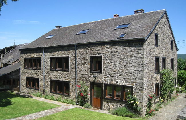 Cozy Holiday House near La Roche - Photo 26