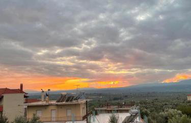 Μεζονέτα 5 υπνοδωμάτια, πλήρως εξοπλισμένη και με φορτιστή ηλεκτρικού αυτοκινήτου - Foto 22