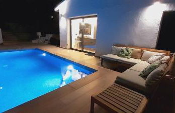 Villa Avril piscina privada y amplias terrazas - Photo 35