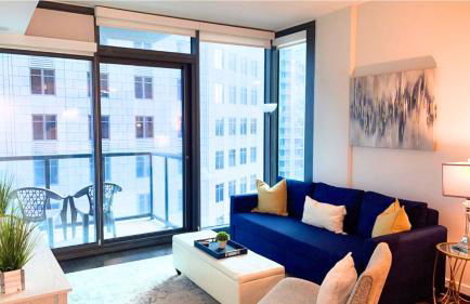 The Luxe -Highrise, Balcony, Year-round Pool, City View! - Foto 42