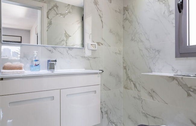 Beautiful Apt by the Beach - 2BDR- TL38 - Photo 20