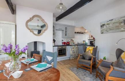 Quirky North Yorkshire Cottage - Christmas Cottage - Photo 13