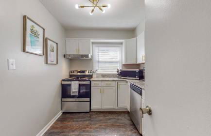 stylish townhome, sleeps 8, pet friendly - Foto 5