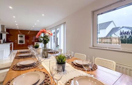 New Modern Detached House with 5bdr Glasgow - Foto 28