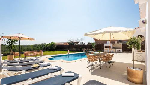 Villa Nuralux - Vistas Espectaculares, Piscina Privada y BBQ - Foto 3, sunbed