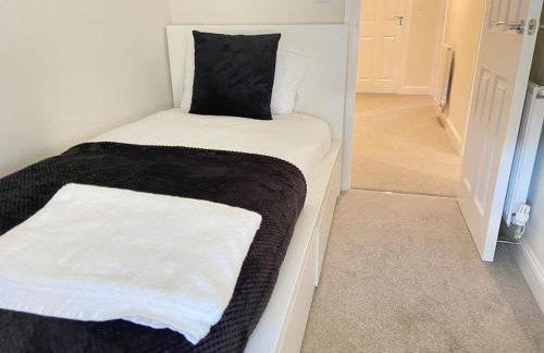 Brand New Stylish 3 Bed House - Foto 5