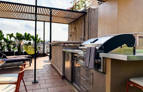 Incredible 2BR Penthouse with Urban Rooftop Garden - Foto 33