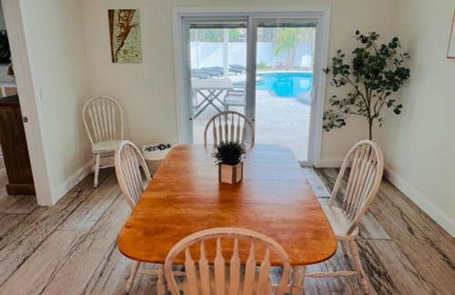 Beautiful home with large pool! Close to the beach! - Foto 18