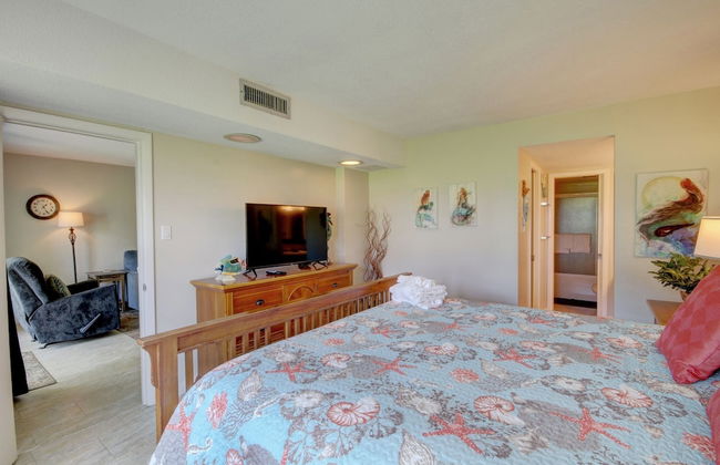 113 El Matador 1 Bedroom Condo by RedAwning - Photo 4