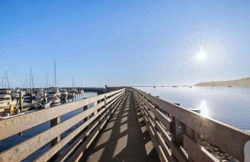 Private Home with Breathtaking Ocean Views - walk to Beaches Restaurants - Foto 42