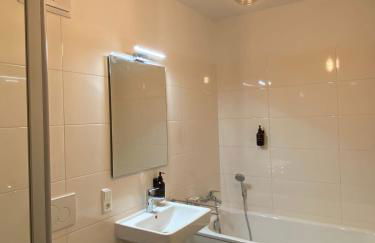 Design-Apartment I direkt im Zentrum von Bad Krozingen I Boxspring I Terrasse mit Garten & direktem Parkplatz I Boxspring I Nespresso - Foto 8