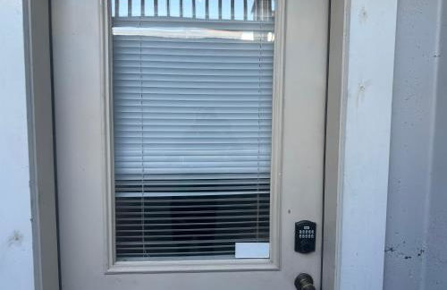 A Newly executive basement Apartment - Foto 10