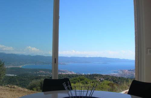Gîtes Sassone, piscine, jacuzzi et vue mer panoramique sur Ajaccio - Foto 3