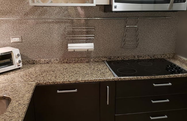 Ocean View Gorgeous 1 Bedroom Apt - Photo 14