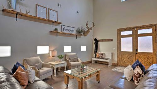 Modern Farmhouse with Patio, Grill and Mtn Views! - Foto 5