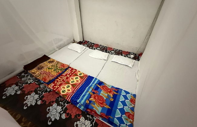 Arail Tent City Kumbh Cottage - Foto 13