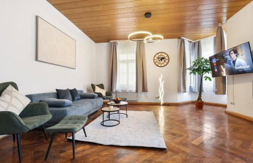 cruwzo I Modern Centrally Located Apartment with Parking Modern Centrally Located Apartment with Parking - Photo 26