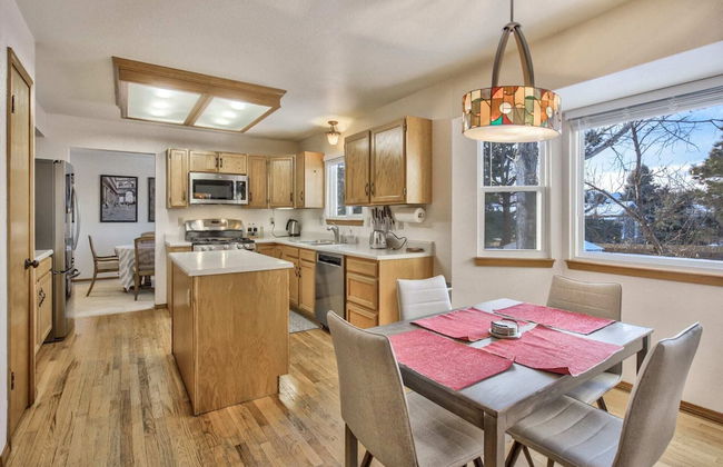 4BR Spacious & Comfortable Mid-term & Corporate Rental - Photo 44