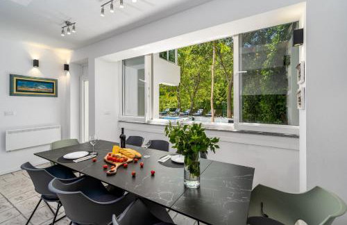 Villa Zara with 32 sqm heated Pool, Jacuzzi, Billiard, Tennis table, 8pax - Photo 17