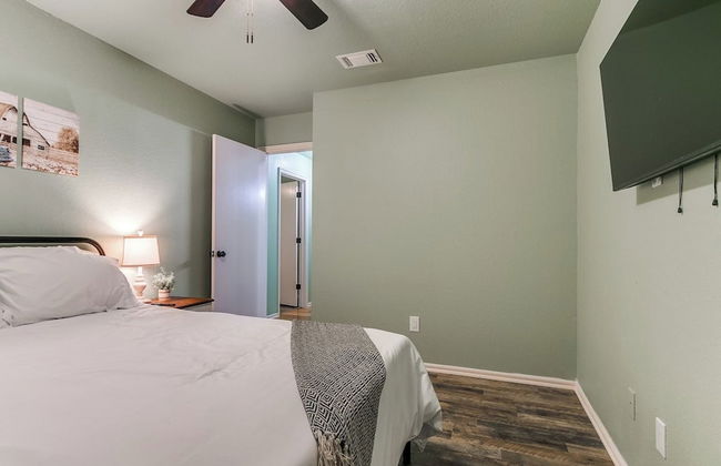 Serene Modern Farmhouse on 2 Acres - Foto 7