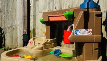 Modern 4BR House with Parking, 8 Mins to Gatwick Airport - Foto 2