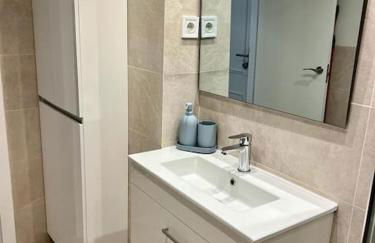 Samaniego Apartment - Madrid Airport - Photo 14