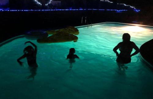 Large Recreational Retreat - Foto 27