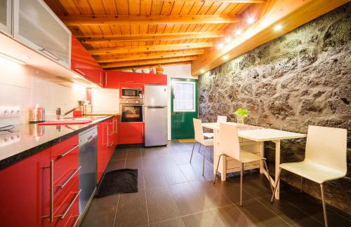 Stone Home Casa do Caisinho Pico island - Photo 14