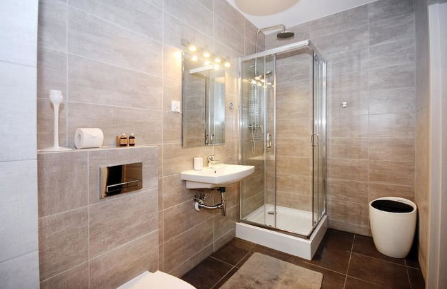 Livin Boutique Apartcomplex - Photo 41