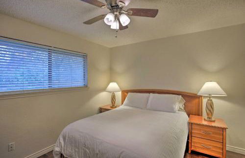 Unwind Fireside and Play Pool! Idyllic McKinney Home - Foto 18