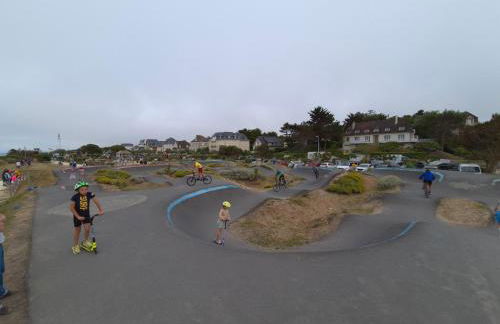 Petite cour privée - à 1minute à pied de la plage - Photo 35