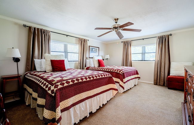 River Oaks Oasis - Foto 3