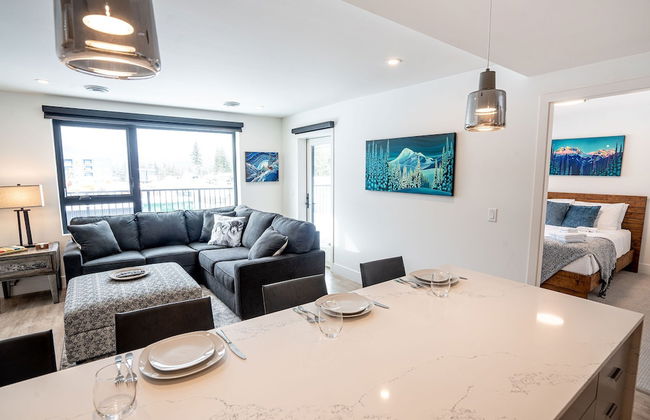 Switchback Suite by Revelstoke Vacations - Photo 27