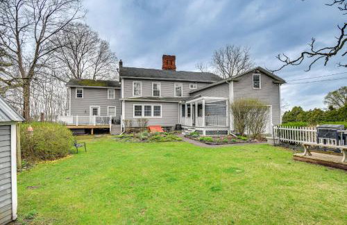 Lakefront Cayuga Retreat with Private Deck and Hot Tub - Foto 38