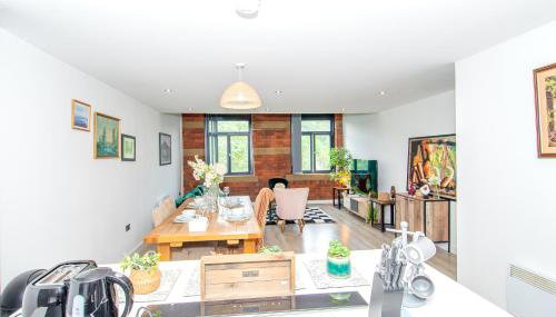 2BR Flat WiFi, Parking Contractors & Families - Foto 4